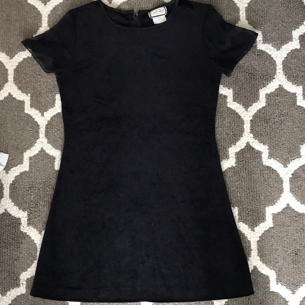 2/$15 ✨ Black Velvet Mini Dress